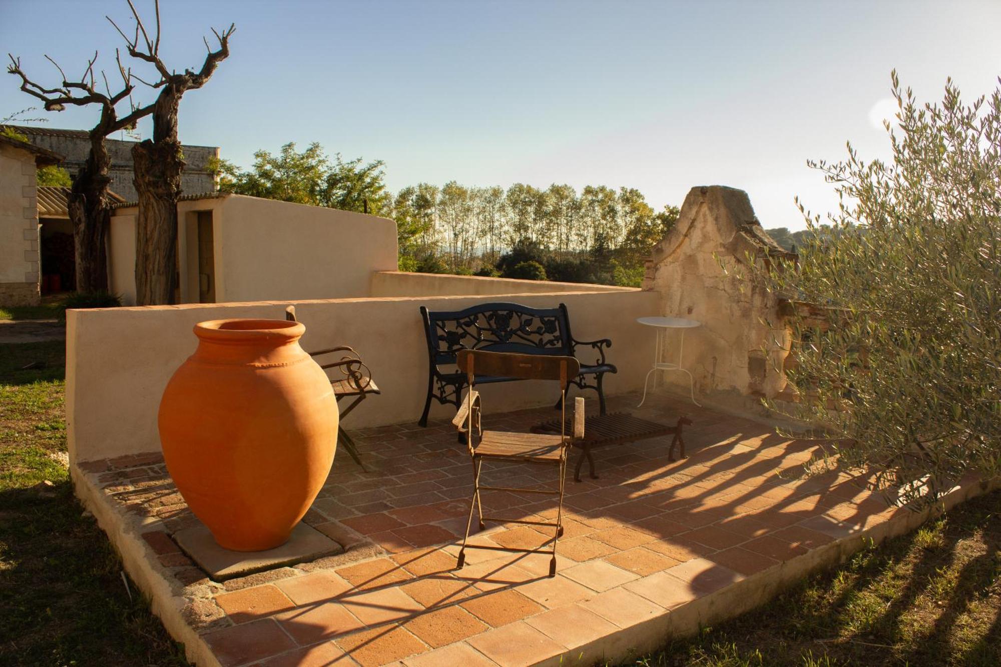 Can Rovira - Stunning Neoclassical Mansion, Just 20 Min Drive From Barcelona City Center, Ideal For Groups And Families Alella Eksteriør bilde
