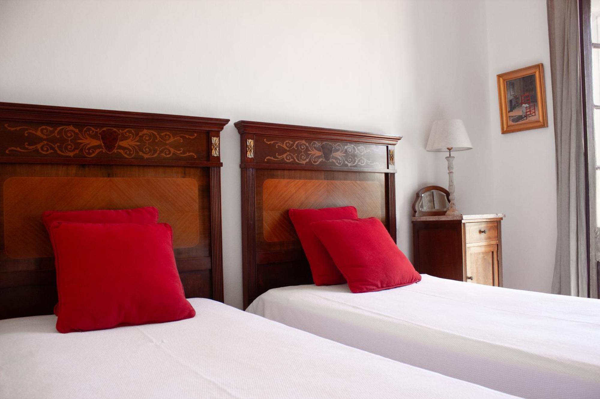 Can Rovira - Stunning Neoclassical Mansion, Just 20 Min Drive From Barcelona City Center, Ideal For Groups And Families Alella Eksteriør bilde